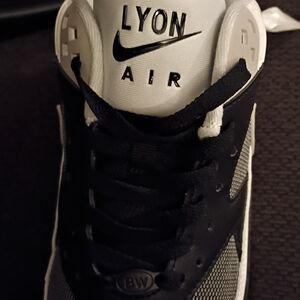 Nike Lyon Air Black and White Sneakers